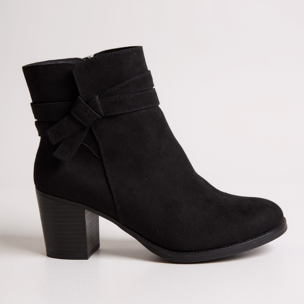 NEW! American Eagle Boots